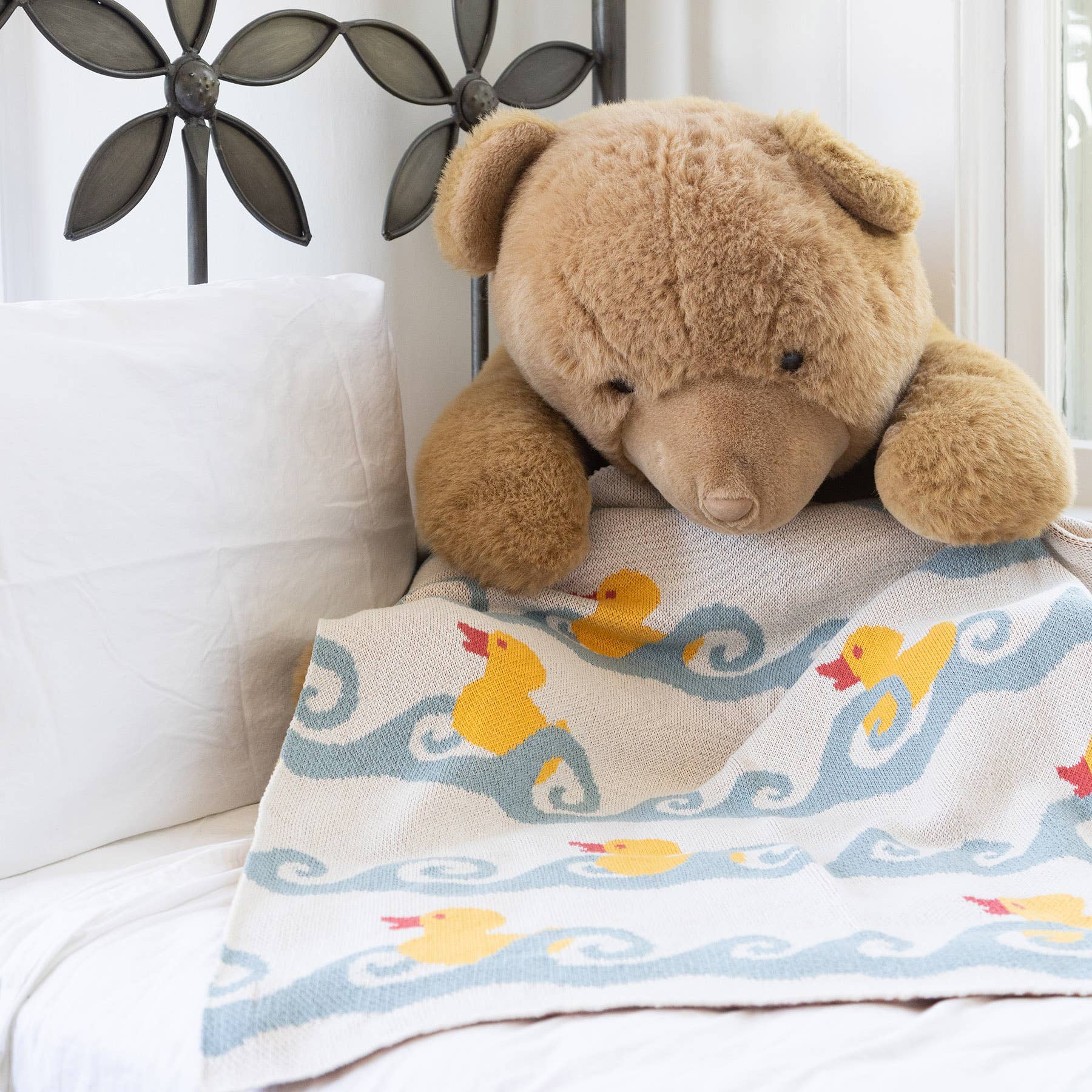 Baby Ducky Throw